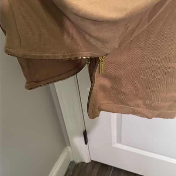 Michael Kors Cream and Tan Dress - Picture 4 of 8